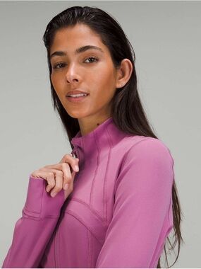 Lululemon Define Jacket Luon
Velvet Dust light pink purple size 8 zipper closure